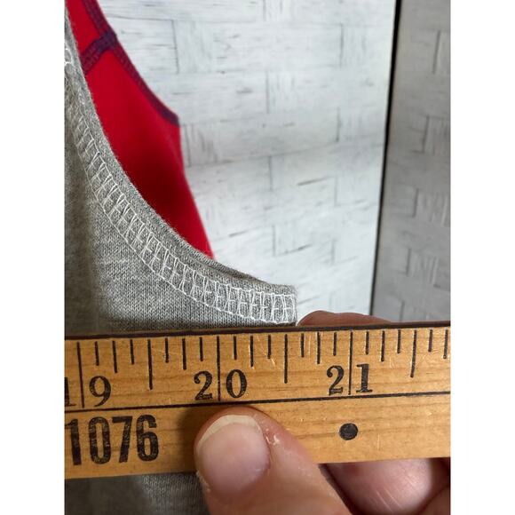 Quacker factory 2 women’s sweatshirt sleeveless red gray pockets rhinestone zip - Picture 12 of 13